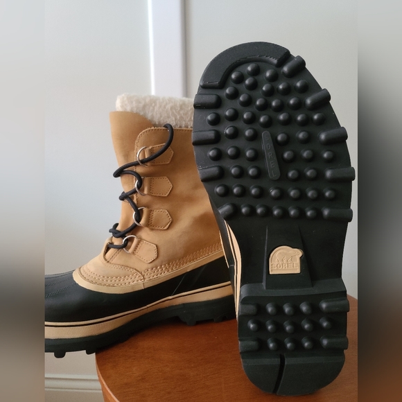 Sorel Caribou Pac Boots for Men. Size 13 - Picture 11 of 16